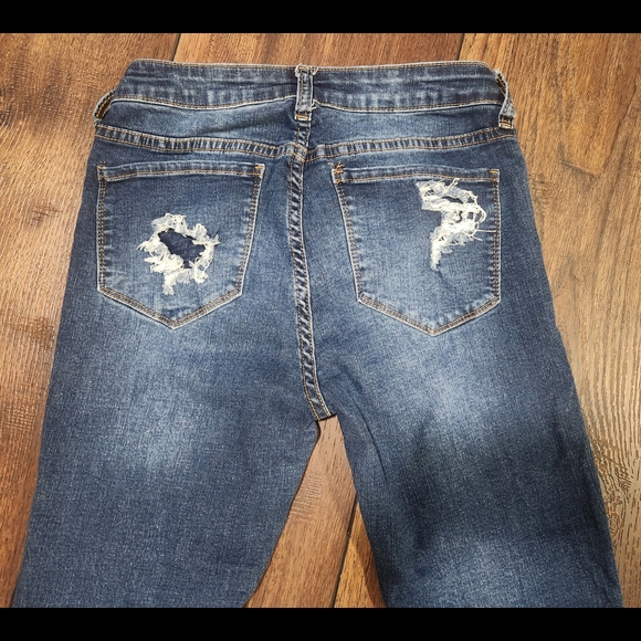 Cute Distressed Jeans - Picture 10 of 15